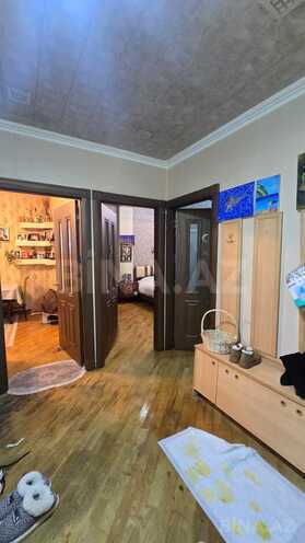Продается 3-комн. вторичка 80 м², м. Элмляр Академиясы, photo 1 from 8