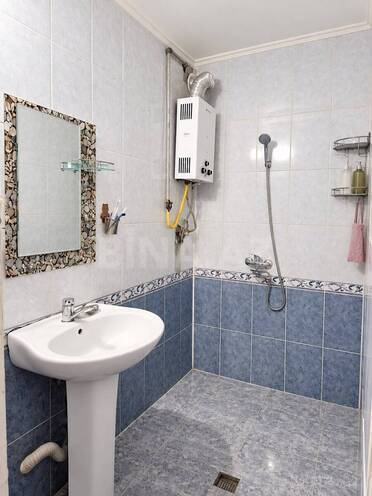 Satılır 2 otaqlı köhnə tikili 70 m², Köhnə Günəşli q., photo 13 from 16
