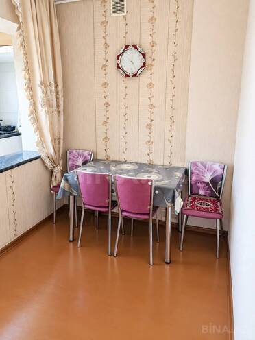 Satılır 2 otaqlı köhnə tikili 70 m², Köhnə Günəşli q., photo 7 from 16