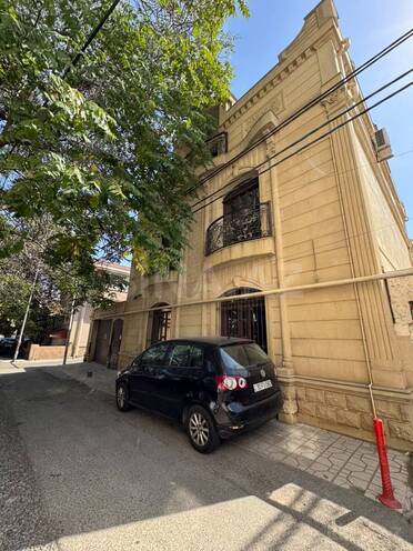 Satılır 6 otaqlı həyət evi/bağ evi 565 m², Gənclik m., photo 30 from 32