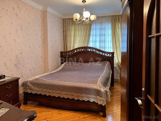 Продается 3-комн. вторичка 84 м², м. Ази Асланов, photo 4 from 12