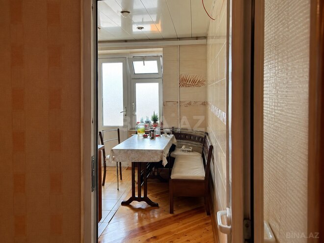 Продается 3-комн. вторичка 84 м², м. Ази Асланов, photo 9 from 12