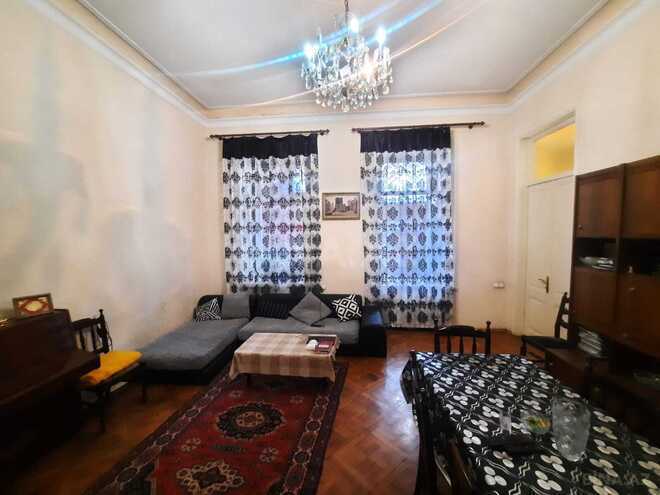 Satılır 4 otaqlı köhnə tikili 120 m², Sahil m., photo 17 from 19