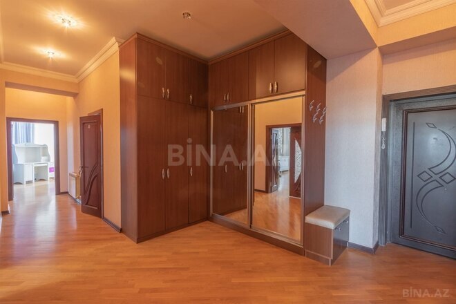 Сдаётся 3-комн. новостройка 135 м², м. Иншаатчылар, photo 20 from 21