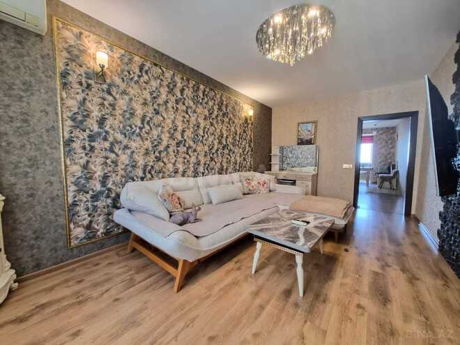 Продаётся 3-комн. вторичка 85 м², м. Ази Асланов, photo 4 from 24