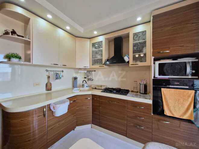 Продаётся 3-комн. вторичка 85 м², м. Ази Асланов, photo 12 from 24