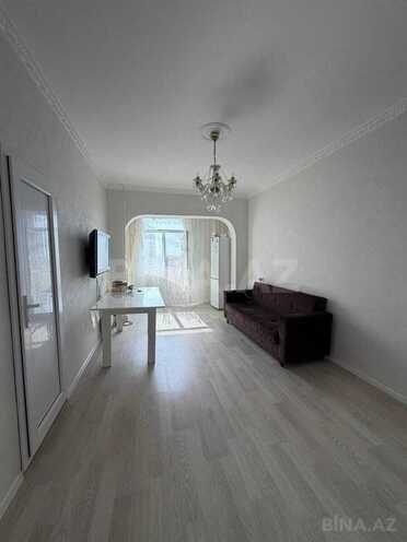 Satılır 1 otaqlı köhnə tikili 50 m², Nəsimi m., photo 1 from 10