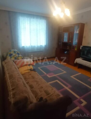 Satılır 3 otaqlı həyət evi/bağ evi 70 m², Saray q., photo 1 from 9