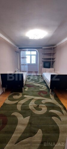 Satılır 2 otaqlı köhnə tikili 50 m², Gənclik m., photo 1 from 8