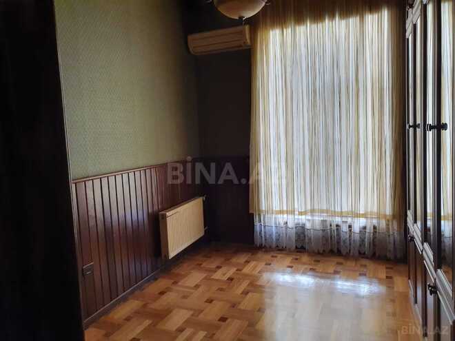 Продаётся 3-комн. новостройка 200 м², м. Низами, photo 12 from 17