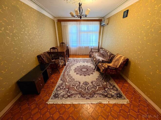 Satılır 4 otaqlı köhnə tikili 110 m², Həzi Aslanov m., photo 1 from 18