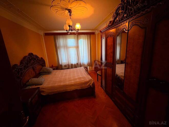 Продается 4-комн. вторичка 110 м², м. Ази Асланов, photo 8 from 18