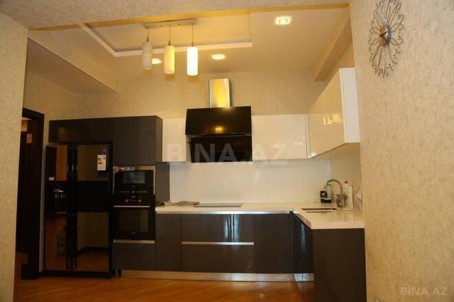 İcarəyə verilir 4 otaqlı yeni tikili 270 m², 28 May m., photo 15 from 23