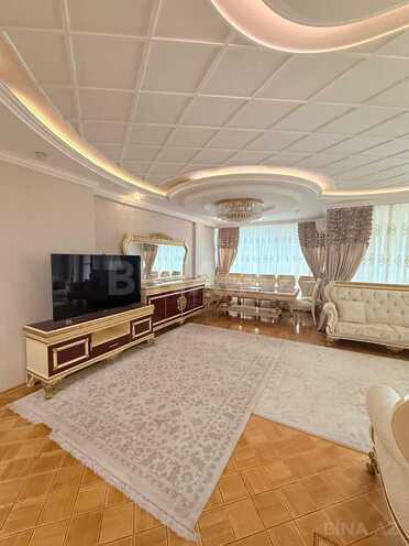 Сдается 3-комн. новостройка 140 м², м. Гянджлик, photo 1 from 19