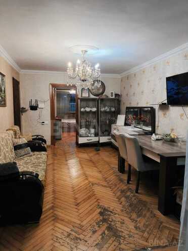 Продается 3-комн. вторичка 60 м², Хатаинский р., photo 3 from 10