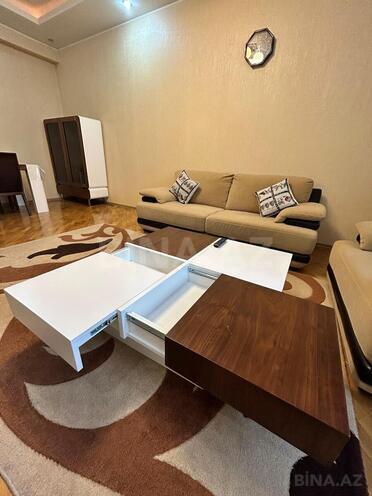 Сдаётся 3-комн. новостройка 110 м², м. Низами, photo 5 from 13