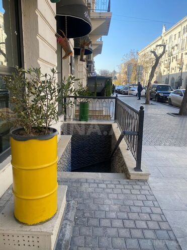 İcarəyə verilir  obyekt 130 m², 28 May m., photo 1 from 14