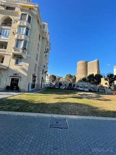 İcarəyə verilir 2 otaqlı köhnə tikili 60 m², İçəri Şəhər m., photo 1 from 16