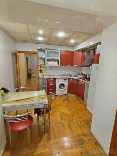 Продается 3-комн. вторичка 95 м², м. Иншаатчылар, photo 11 from 14