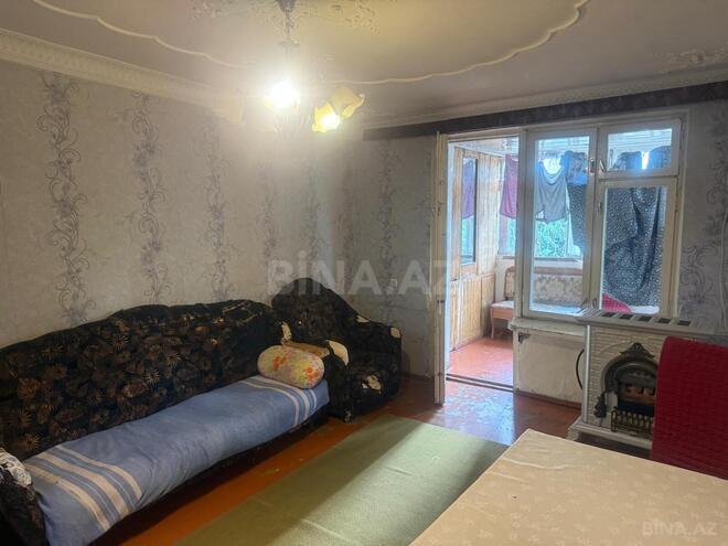 Satılır 3 otaqlı köhnə tikili 74 m², İnşaatçılar m., photo 1 from 11