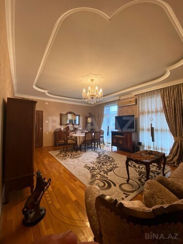 Продаётся 3-комн. новостройка 140 м², м. Гянджлик, photo 1 from 13