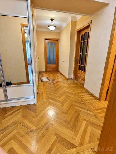 Satılır 3 otaqlı köhnə tikili 100 m², İnşaatçılar m., photo 4 from 12