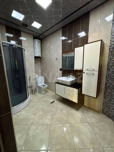 Сдаётся 3-комн. офис 186 м², м. Низами, photo 15 from 16