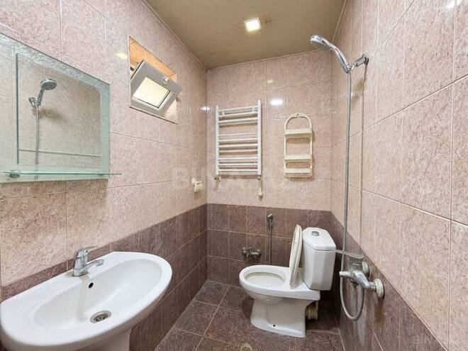 Satılır 3 otaqlı köhnə tikili 65 m², Nizami m., photo 10 from 11