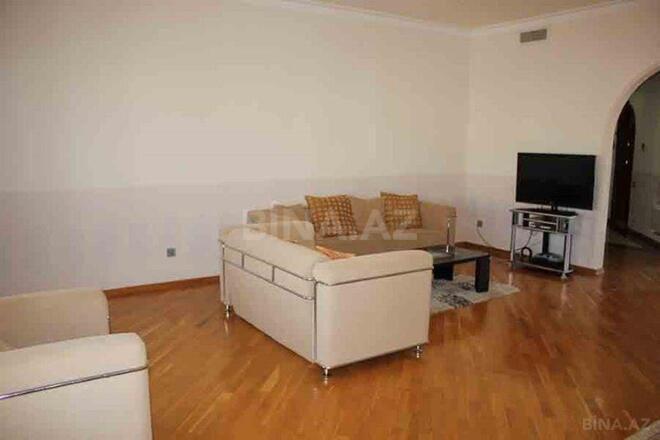 İcarəyə verilir 3 otaqlı yeni tikili 143 m², Sahil m., photo 4 from 16