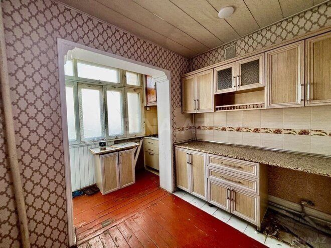 Satılır 3 otaqlı köhnə tikili 85 m², Xalqlar Dostluğu m., photo 18 from 22