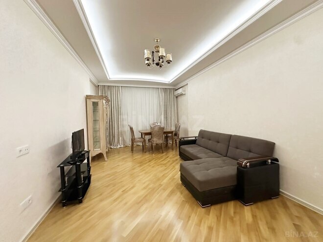 Сдается 3-комн. новостройка 130 м², м. Иншаатчылар, photo 3 from 26