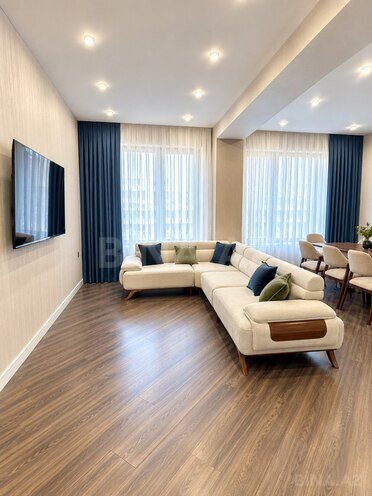 İcarəyə verilir 3 otaqlı yeni tikili 155 m², Ağ şəhər q., photo 1 from 16