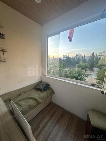 Продаётся 3-комн. вторичка 65 м², м. Ази Асланов, photo 9 from 15