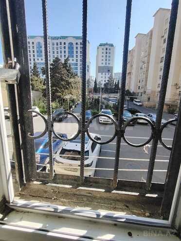 Сдаётся 3-комн. вторичка 70 м², м. Ази Асланов, photo 12 from 13
