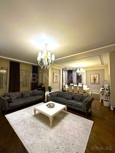 Продаётся 4-комн. новостройка 202 м², м. Низами, photo 1 from 13