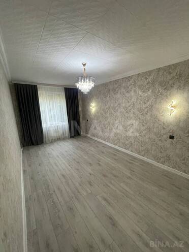 Продается 3-комн. вторичка 65 м², м. Ази Асланов, photo 1 from 17