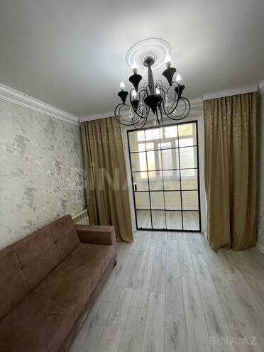 Продается 3-комн. вторичка 65 м², м. Ази Асланов, photo 9 from 17