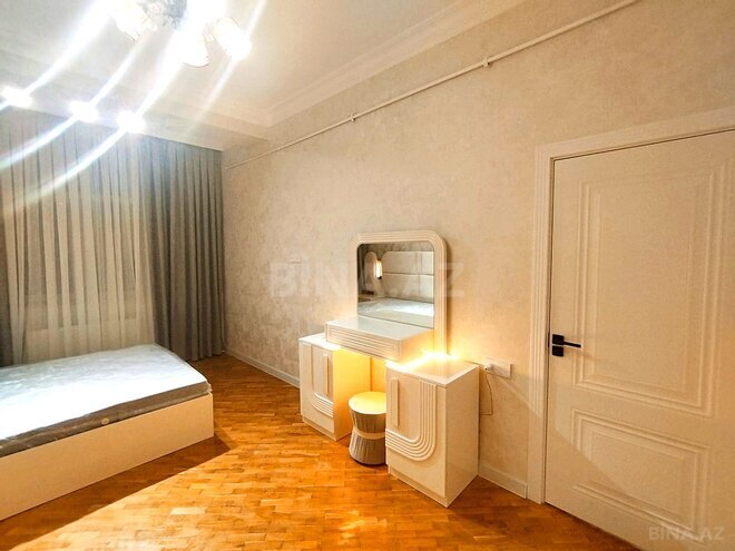 Сдается 3-комн. вторичка 74 м², м. Кара Караев, photo 12 from 25