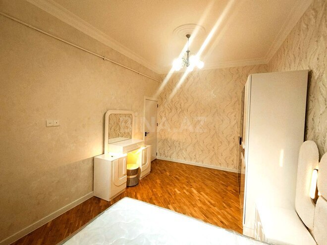 Сдается 3-комн. вторичка 74 м², м. Кара Караев, photo 8 from 25