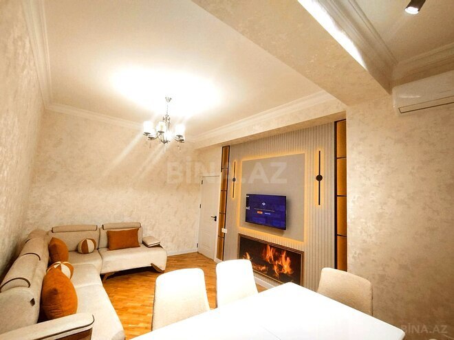Сдается 3-комн. вторичка 74 м², м. Кара Караев, photo 6 from 25