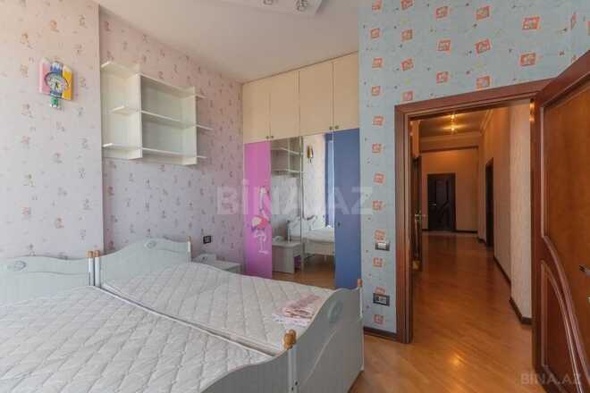 Сдаётся 3-комн. новостройка 136 м², м. Иншаатчылар, photo 11 from 19