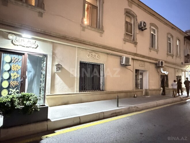 Satılır 2 otaqlı köhnə tikili 36 m², Sahil m., photo 3 from 12