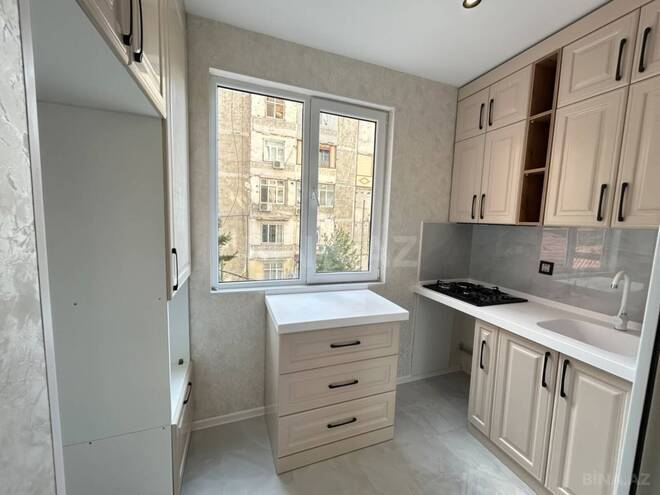 Satılır 2 otaqlı köhnə tikili 50 m², Xalqlar Dostluğu m., photo 11 from 17