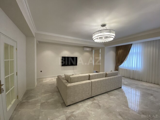 Сдаётся 3-комн. новостройка 155 м², Хатаинский р., photo 10 from 32