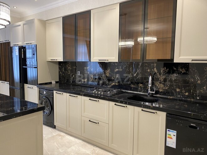 Сдаётся 3-комн. новостройка 155 м², Хатаинский р., photo 15 from 32