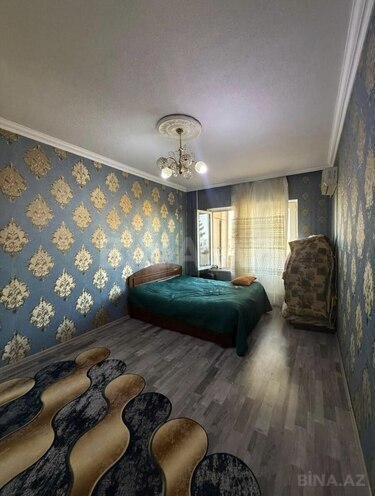 Продается 3-комн. вторичка 75 м², Хатаинский р., photo 1 from 12