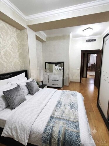 Сдается 2-комн. новостройка 78 м², м. Нариман Нариманов, photo 1 from 8