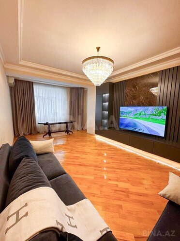 Продаётся 3-комн. новостройка 142 м², м. Нариман Нариманов, photo 1 from 19