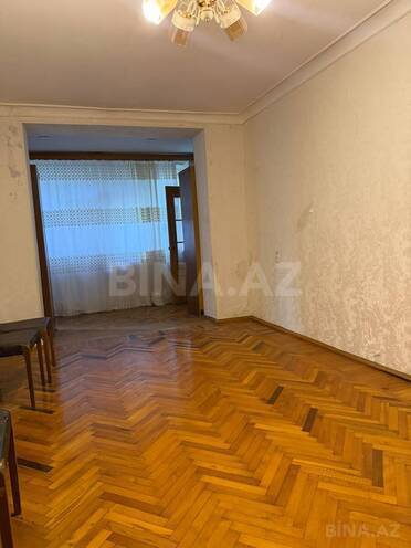 Satılır 3 otaqlı köhnə tikili 70 m², Elmlər Akademiyası m., photo 1 from 11