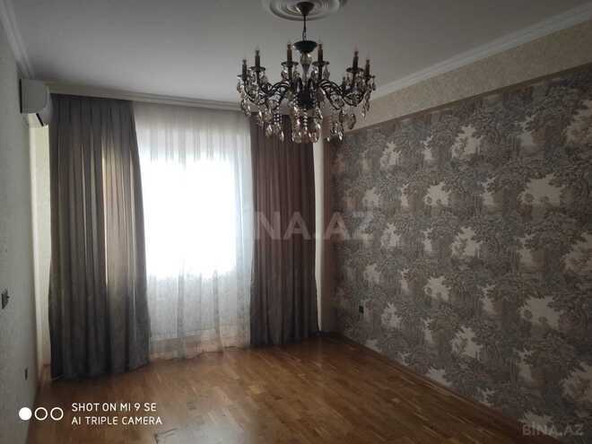 Сдаётся 2-комн. новостройка 65 м², photo 1 from 9